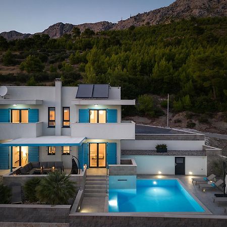 Villa Allegra With 32Msq Heated Pool, 300M Far From Sandy Beaches, Open Sea View Omiš Exteriör bild