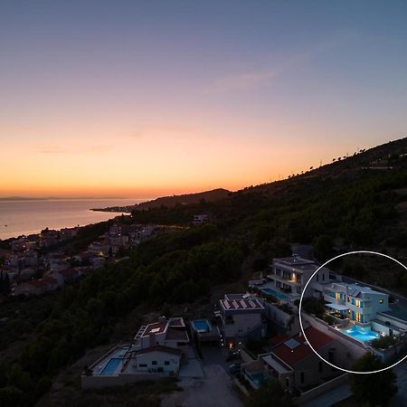 Villa Allegra With 32Msq Heated Pool, 300M Far From Sandy Beaches, Open Sea View Omiš Exteriör bild