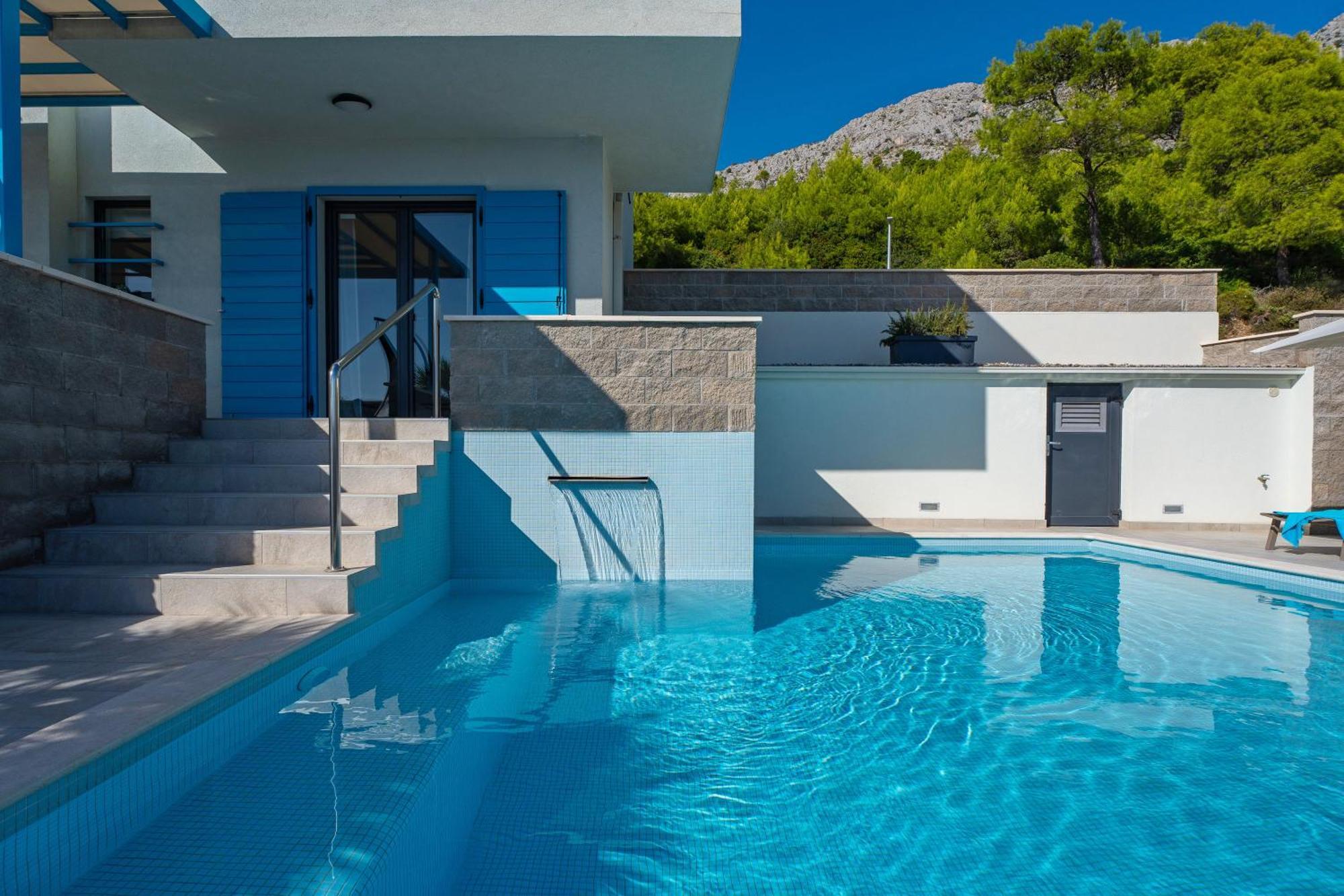 Villa Allegra With 32Msq Heated Pool, 300M Far From Sandy Beaches, Open Sea View Omiš Exteriör bild