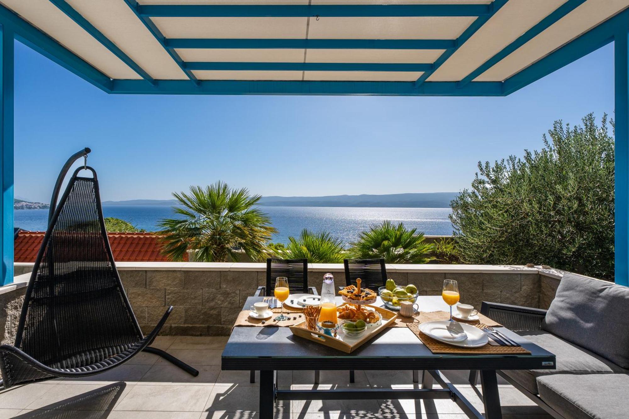 Villa Allegra With 32Msq Heated Pool, 300M Far From Sandy Beaches, Open Sea View Omiš Exteriör bild
