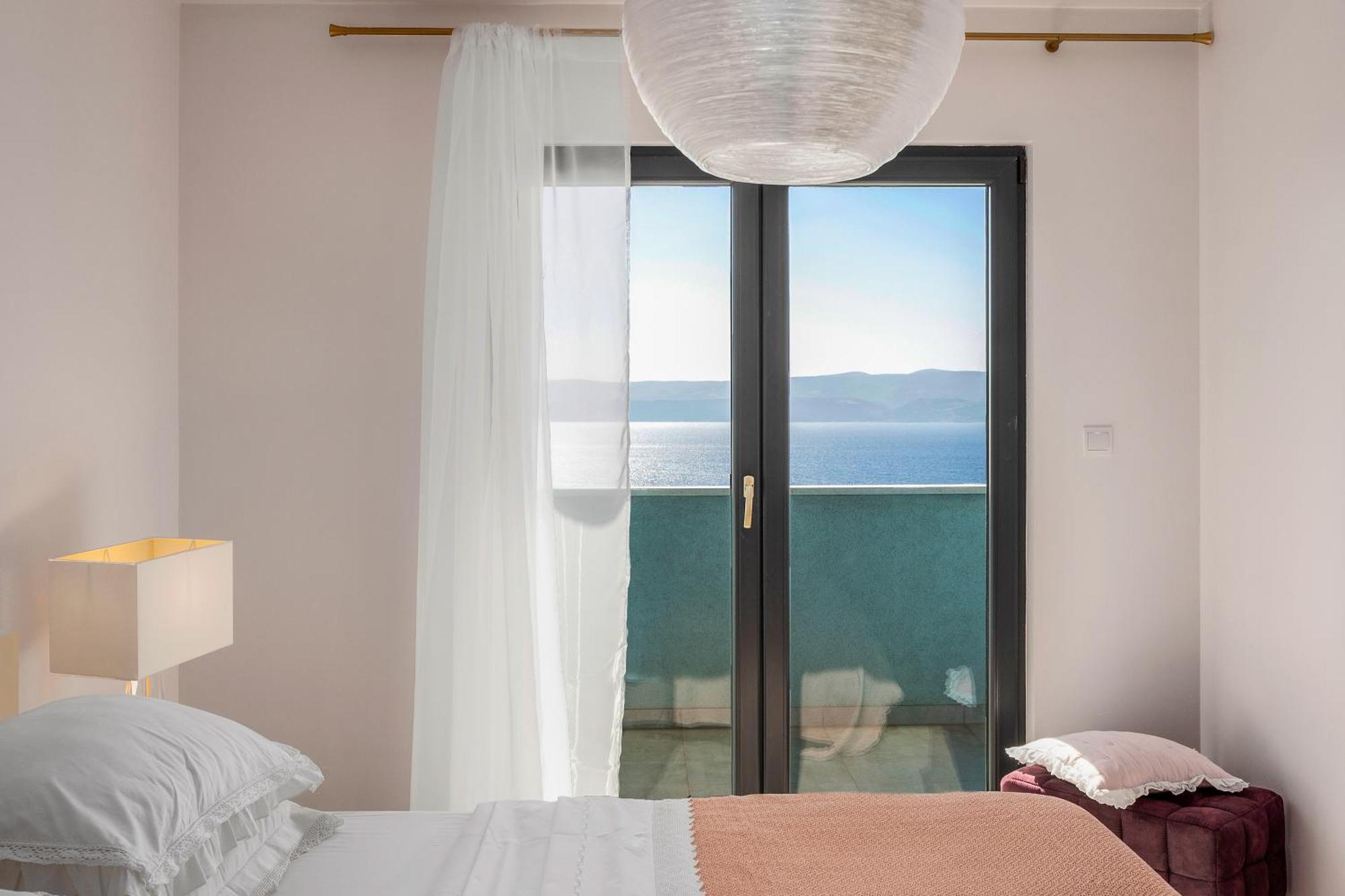 Villa Allegra With 32Msq Heated Pool, 300M Far From Sandy Beaches, Open Sea View Omiš Exteriör bild