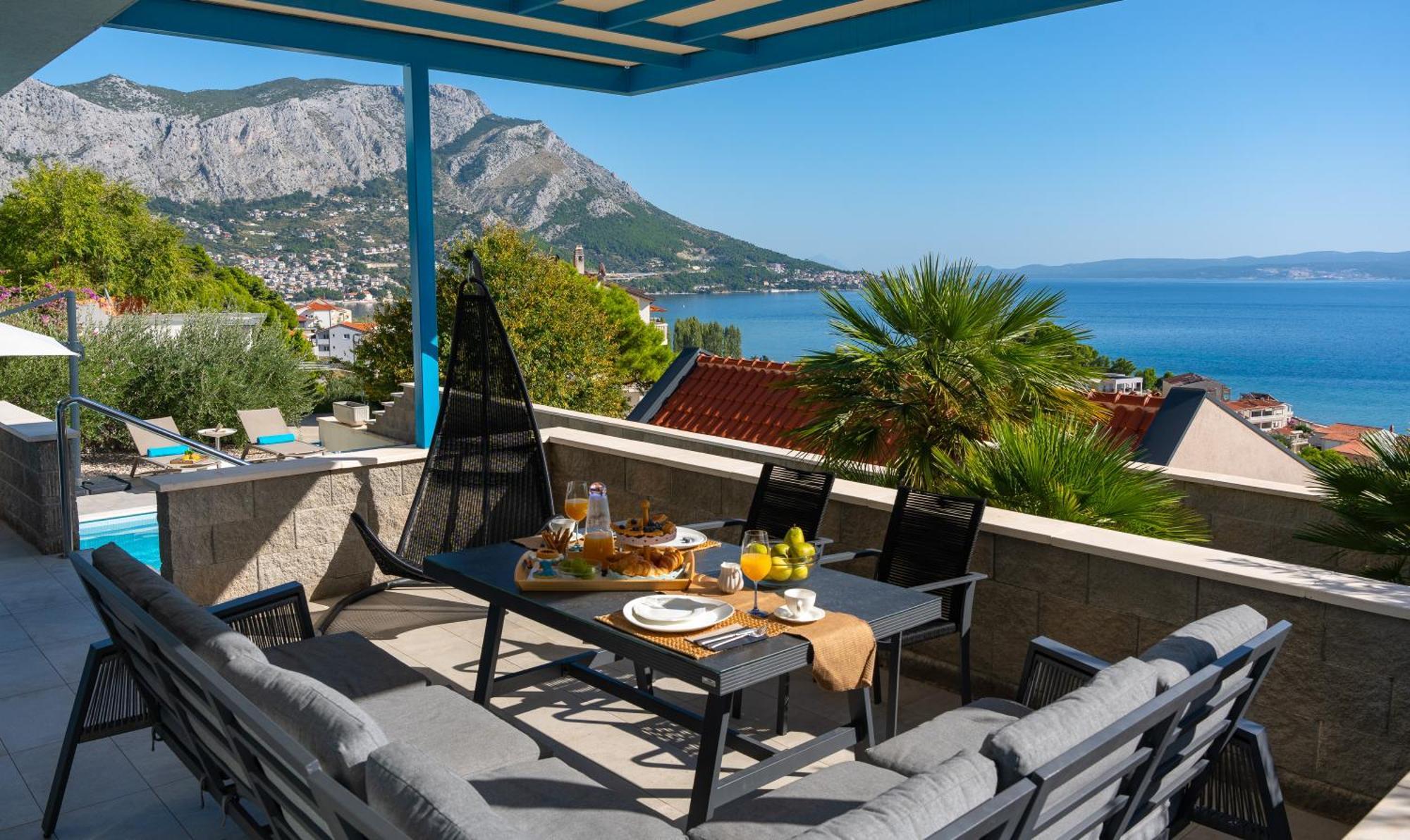 Villa Allegra With 32Msq Heated Pool, 300M Far From Sandy Beaches, Open Sea View Omiš Exteriör bild